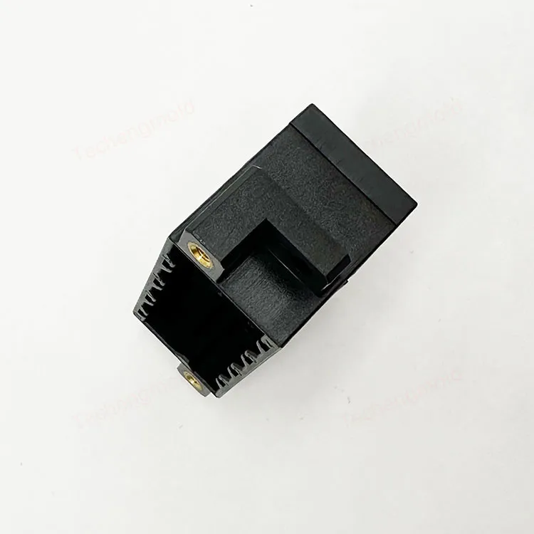 特诚科技PBT精密注塑件实拍 4